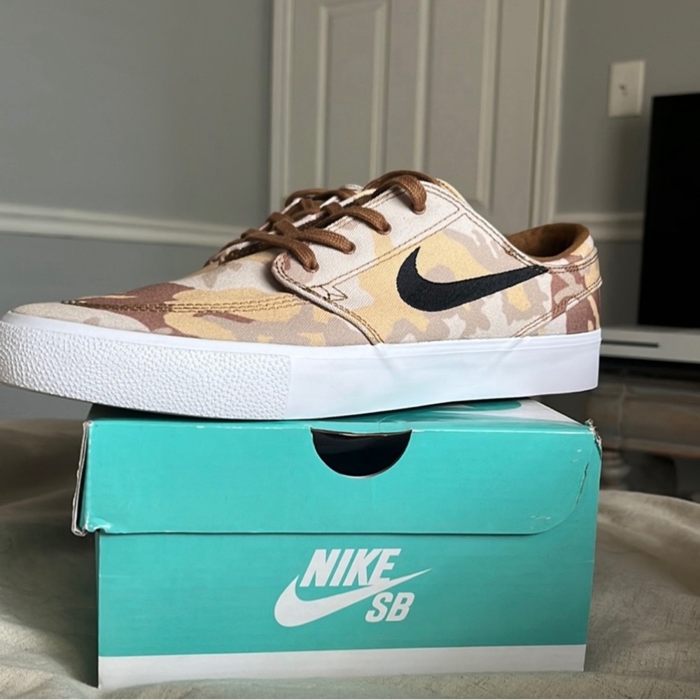 Zoom Janoski Canvas Premium SB 'Light Camo' size 11